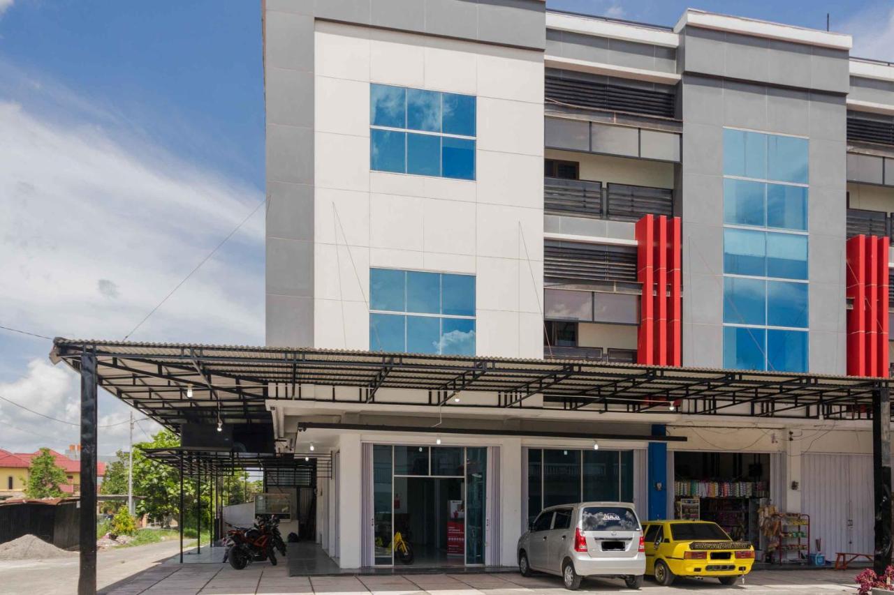 Reddoorz Syariah Near Lubang Jepang Bukittinggi Hotel Exterior foto